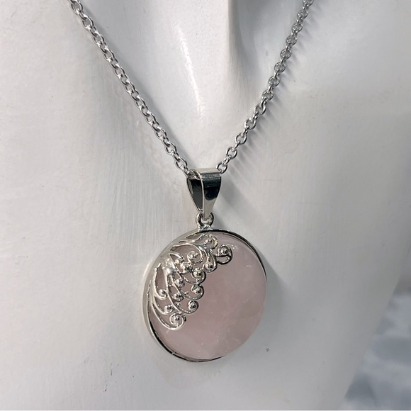 Galilea Rose Quartz Pendant Necklace and Earrings - Picture 5 of 10